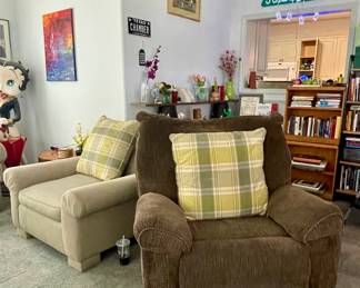ROCKING RECLINER
