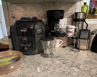 NINJA PRESSURE COOKER