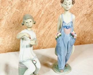 Pocket Full of WIshes Lladro Figurine