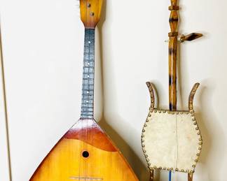 Rabab, Balalaika Instruments