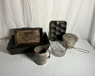 Cast Iron Muffin Pan, Vintage Metal Pans