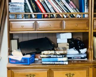 Bassett Furniture Bookcase