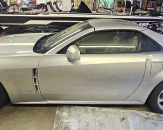 1 of 10 pictures - 2009 Cadillac XLR Platinum Convertible V8 4.6 Liter Automatic. Asking $20,500 (open to reasonable offers) *We will pre-sell this item. Please contact Bill @ 419-360-2636 with questions or to schedule time to view it*