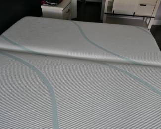 TEMPUR-PEDIC Split King Sized bed , only 4 years old