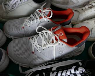 Men shoes size 8