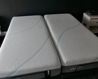 TEMPUR-PEDIC Split King Sized bed , only 4 years old