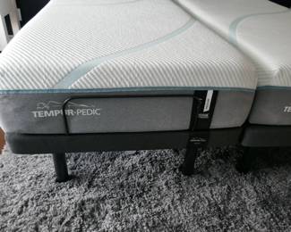 TEMPUR-PEDIC Split King Sized bed , only 4 years old