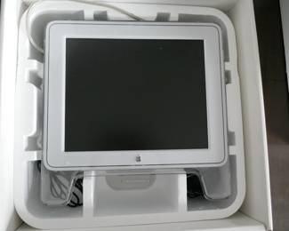 Apple monitor