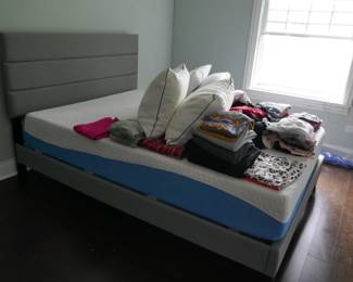 Full size bed