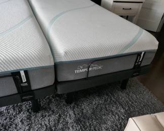 TEMPUR-PEDIC Split King Sized bed , only 4 years old