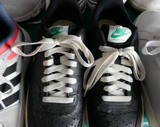Men shoes size 8