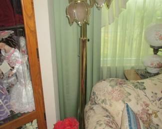 floor lamp