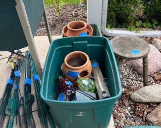 Garden accessories
