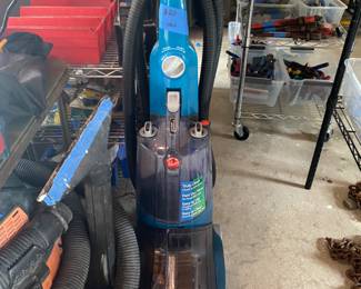 Carpet cleaner