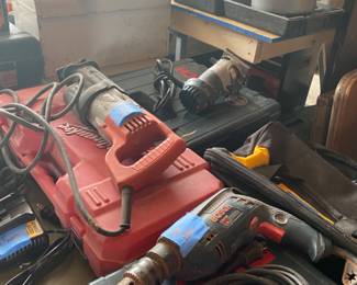 More hand power tools