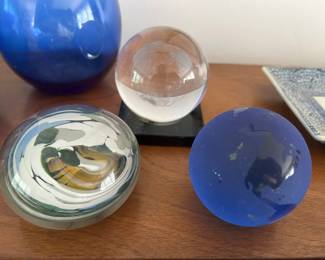 paperweights
