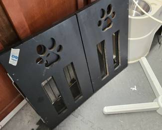 Doggie Gate, Folding