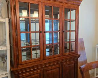 Display/China Hutch. Lighted