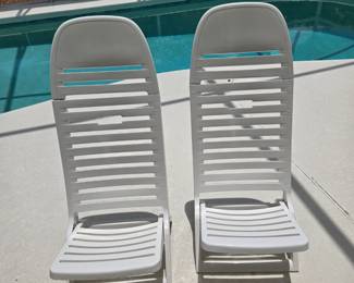 Foldable Plastic Beach Sand Chairs