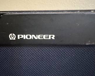 #41 - $200 - 2 Pioneer speakers 28tx18x11d Model CS-922
