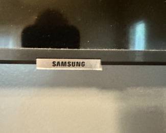 #57 - $140 - 50' Samsung tv with Roku