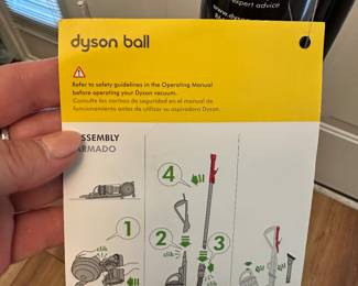 #83A - $150 - Dyson ball vacuum cleaner lightly used