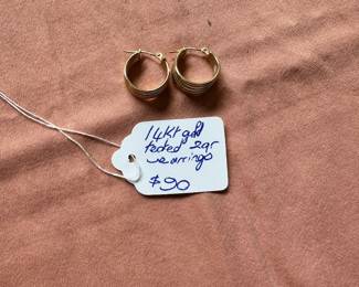 #91 - $90 - 14kt gold earring hoops