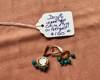 #90 - $150 - Dangling earring citrine turgid on 14kt gold