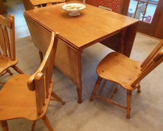 maple drop leaf table and 4 chairs