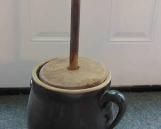 vintage 3 gallon crock /churn