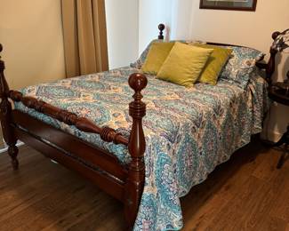 Full size bed