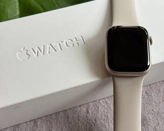 Like New Apple Watch, Series 7 (Never Used)