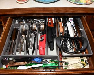 051Kitchen