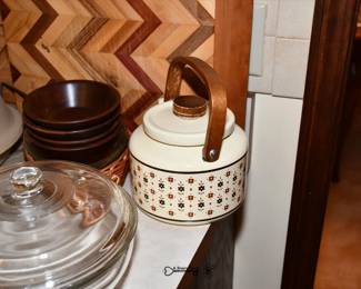 077Kitchen