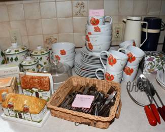 045Kitchen