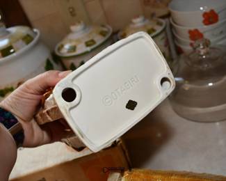 064Kitchen