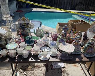 Shelley Teacups and Teapots plus more!