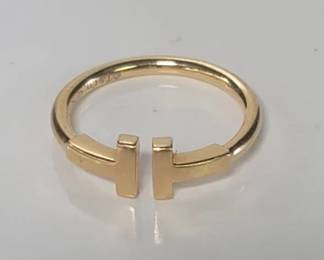 Tiffany and Co. 18k gold T wire ring size 5.5