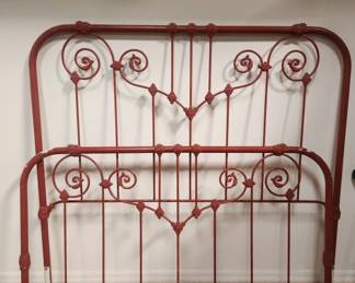 Antique full size metal bed