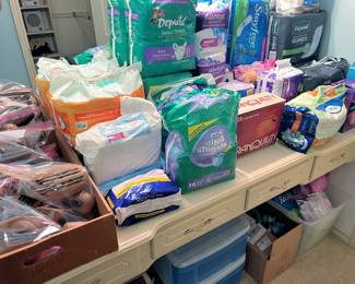 Diapers / pads for grown-ups