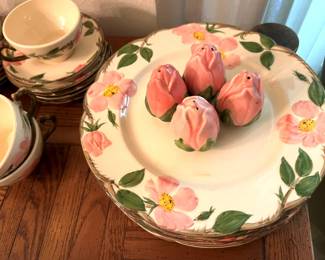 Franciscan Desert Rose dinnerware