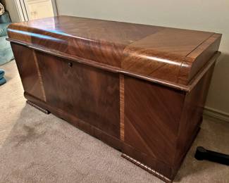 Lane Cedar chest