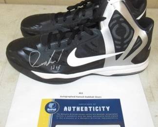 Memphis Grizzlies Hamed Haddadi Autographed Shoes