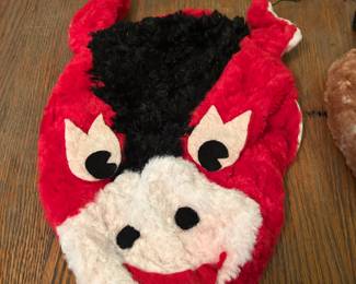 Handmade mask? Vintage