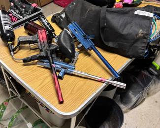 Paint guns