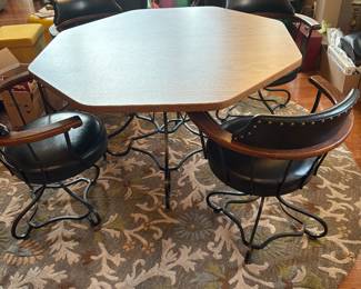 Octagonal kitchen set, round rug
