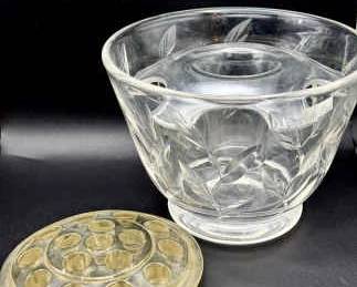 Leaf By Stuart Bowl & Floral Organizers