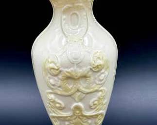 Belleek Sheerin Vase – 1981 Special Edition
