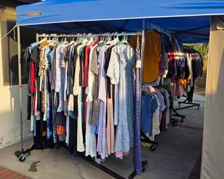 Women's clothing - hundreds of pieces new with tags