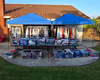 Women's clothing - hundreds of pieces new with tags
